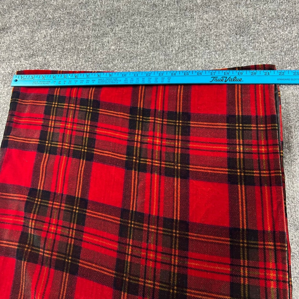 Lauren Ralph Lauren Red Tartan Plaid Velvet Silk Blend Fringe Scarf Wrap - Picture 6 of 7